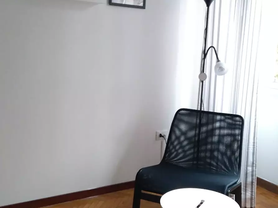 Immagine 4 di Camera in affitto  in Via Francesco Melzi d'Eril a Milano
