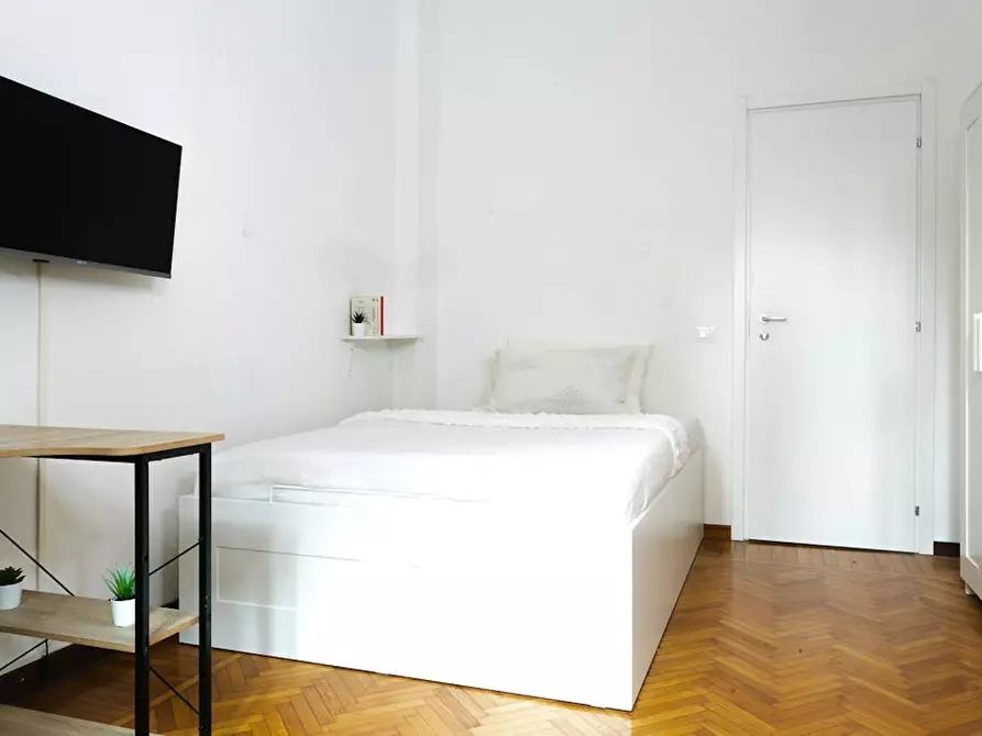 Immagine 8 di Camera in affitto  in Via Francesco Melzi d'Eril a Milano