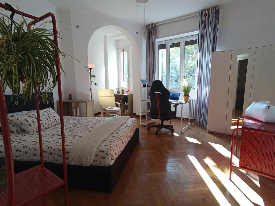 Immagine 9 di Camera in affitto  in Via Francesco Melzi d'Eril a Milano