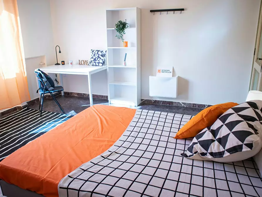 Immagine 10 di Camera in affitto  in Via Ludovico Ariosto a Cagliari