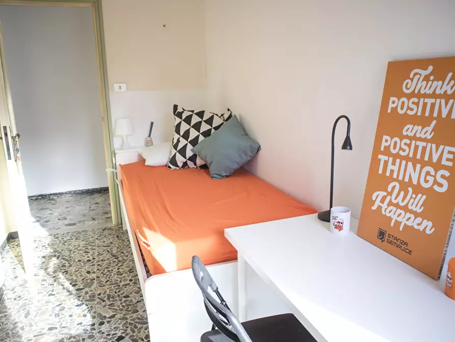 Immagine 3 di Camera in affitto  in Via Ludovico Ariosto a Cagliari