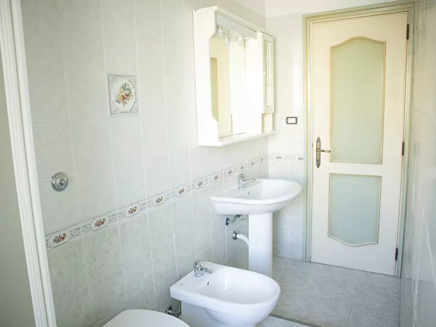 Immagine 2 di Camera in affitto  in Via Ludovico Ariosto a Cagliari