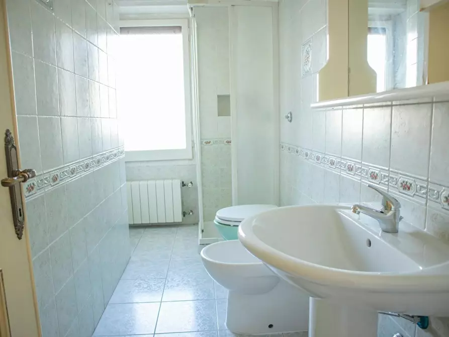 Immagine 10 di Camera in affitto  in Via Ludovico Ariosto a Cagliari