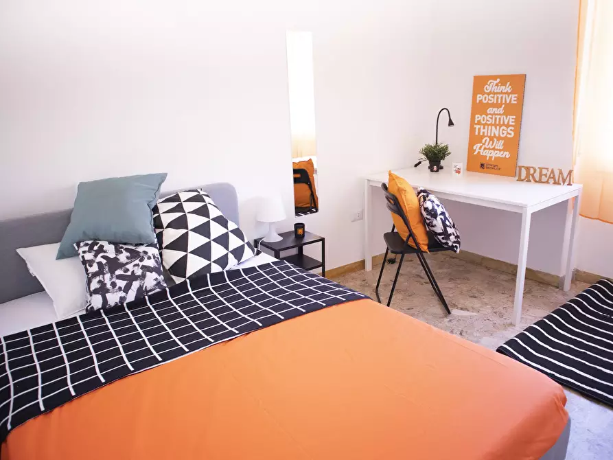 Immagine 3 di Camera in affitto  in Via Ludovico Ariosto a Cagliari