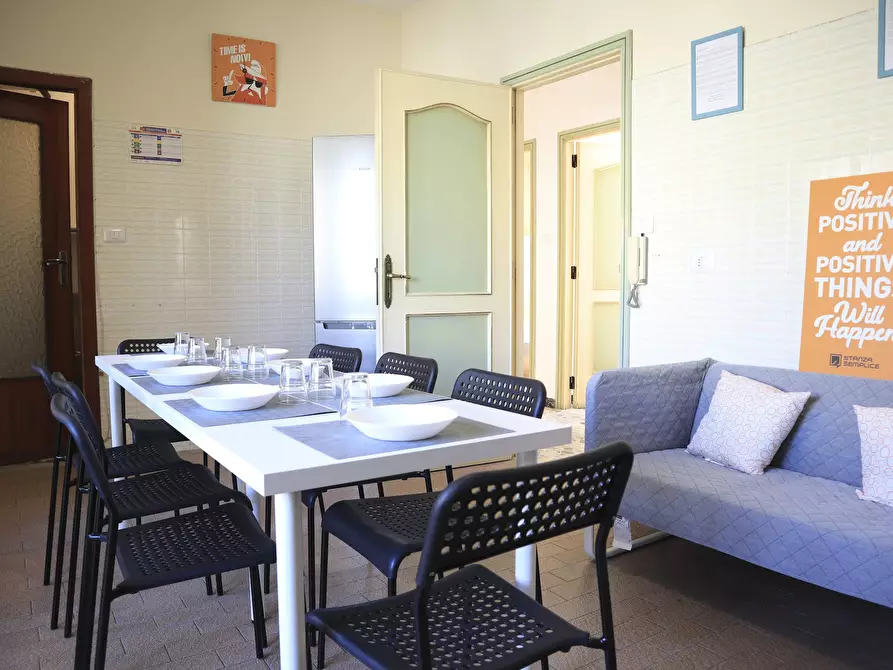 Immagine 5 di Camera in affitto  in Via Ludovico Ariosto a Cagliari