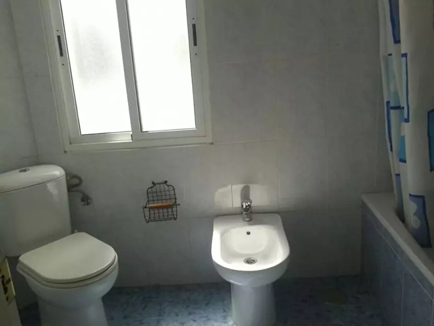 Immagine 2 di Camera in affitto  in Calle Mármoles a Malaga