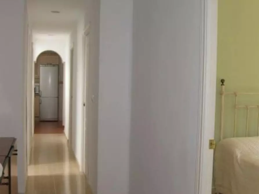 Immagine 3 di Camera in affitto  in Calle Mármoles a Malaga