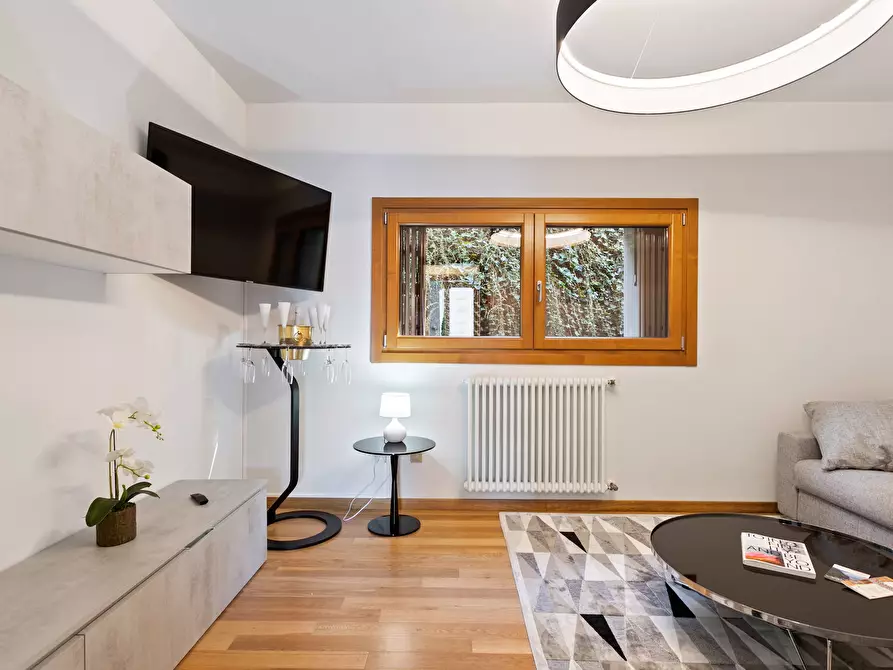 Immagine 2 di Appartamento in affitto  in Strada del Verde a Perledo