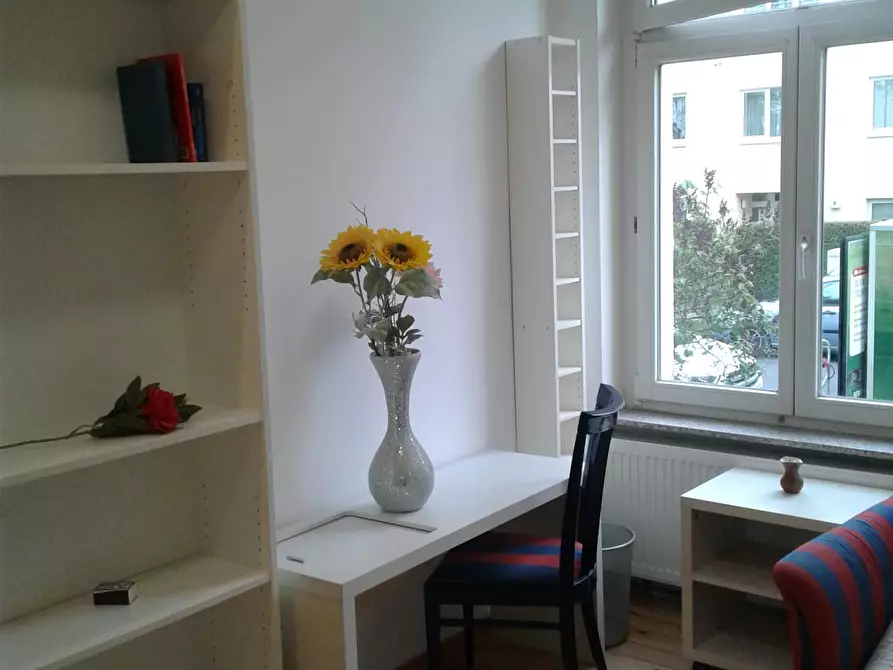 Immagine 3 di Camera in affitto  in Zanderstraße a Berlin