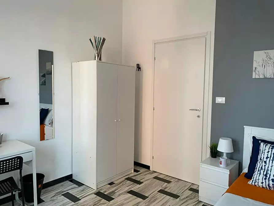 Immagine 4 di Camera in affitto  in Via La Thuile a Torino