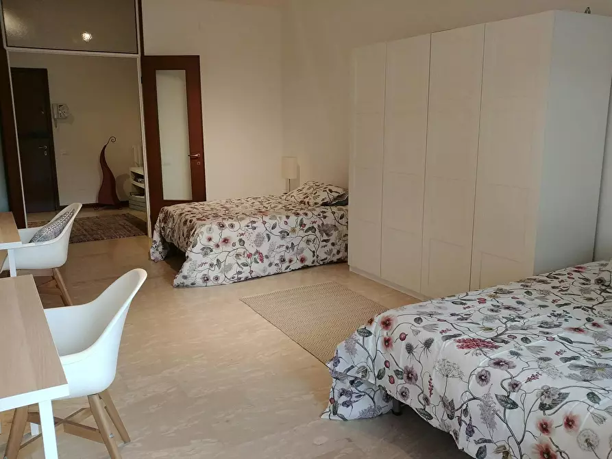 Immagine 9 di Camera condivisa in affitto  in Via Luigi Pellizzo a Padova