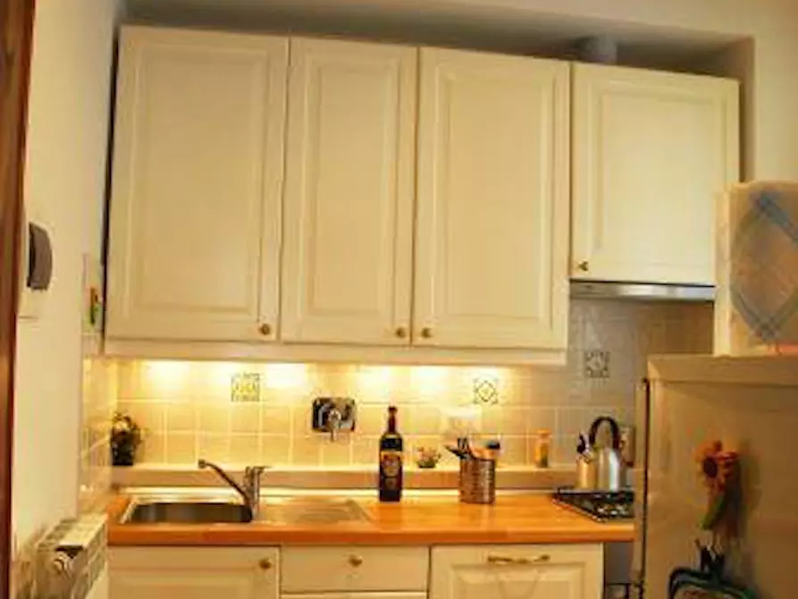 Immagine 9 di Appartamento in affitto  in Via dei Leoni a Firenze