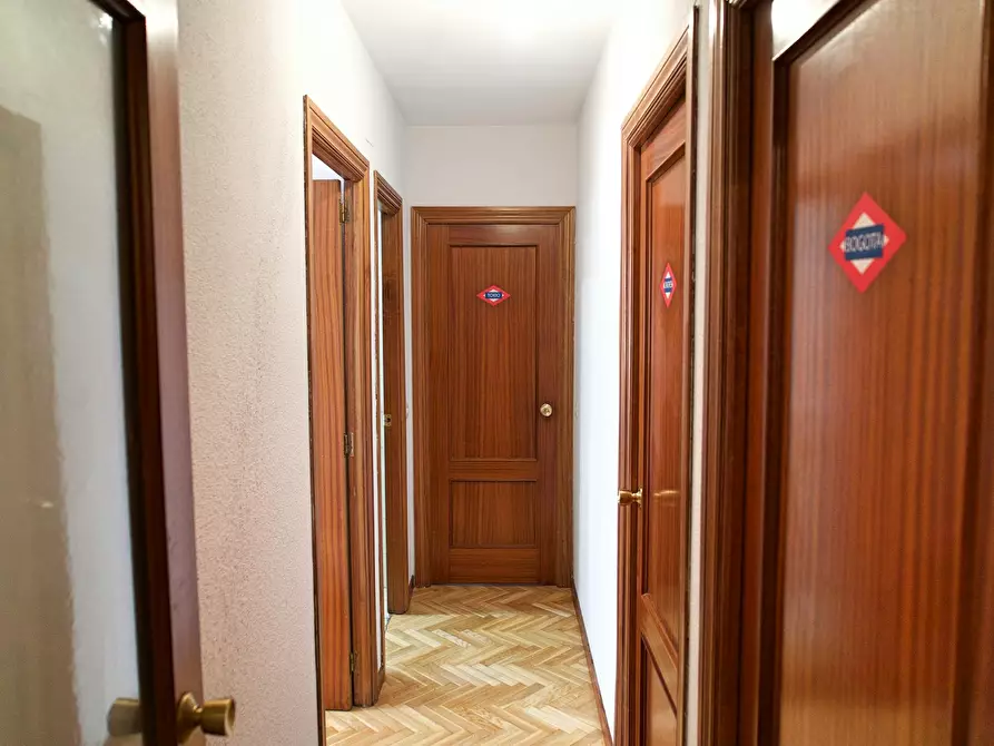 Immagine 7 di Camera in affitto  in Calle de la Isla Malaita a Madrid