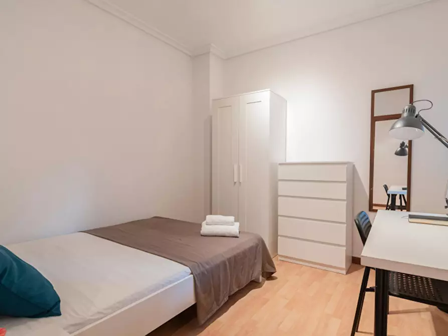 Immagine 2 di Camera in affitto  in Calle de Valderribas a Madrid