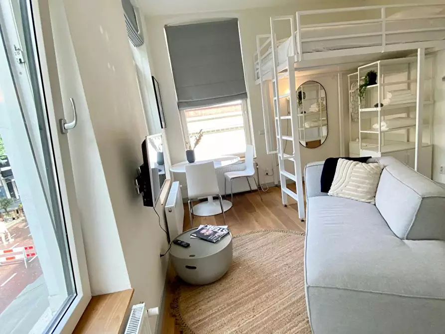 Immagine 10 di Appartamento in affitto  in Witte de Withstraat a Rotterdam