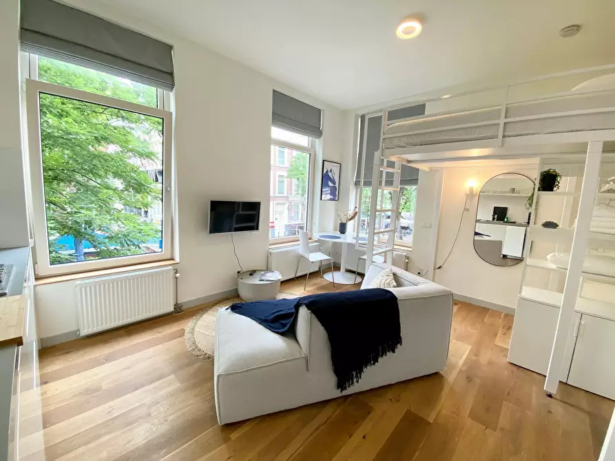 Immagine 9 di Appartamento in affitto  in Witte de Withstraat a Rotterdam