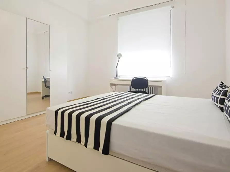 Immagine 2 di Camera in affitto  in Calle de la Princesa a Madrid