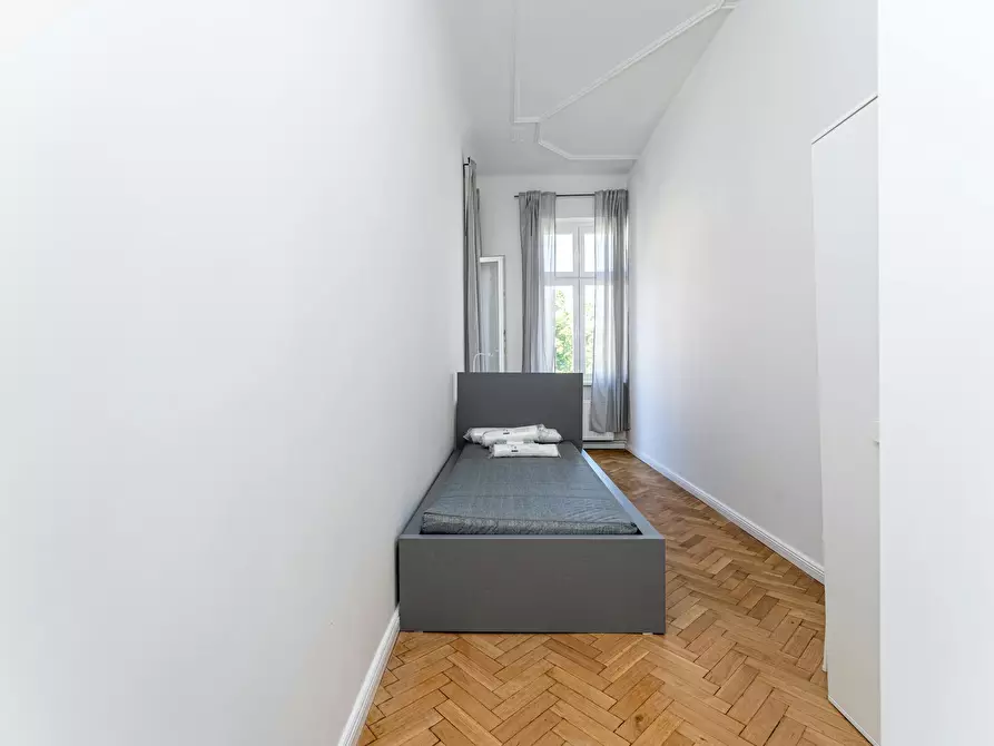 Immagine 3 di Camera in affitto  in Hermannstraße a Berlin