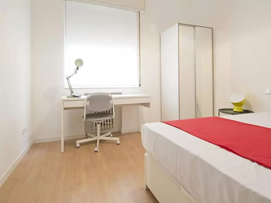 Immagine 2 di Camera in affitto  in Calle de la Princesa a Madrid