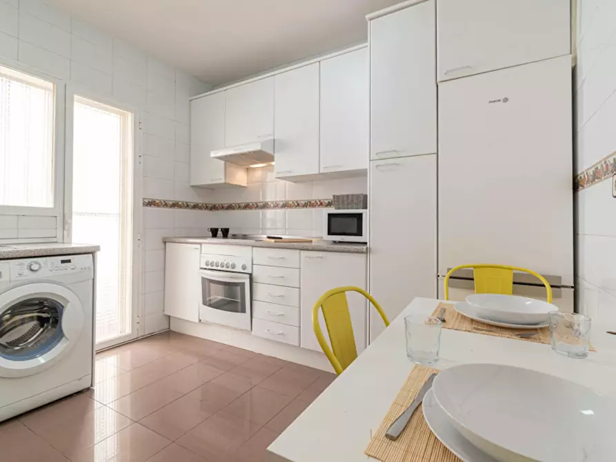 Immagine 8 di Camera in affitto  in Calle del Conde de Vilches a Madrid