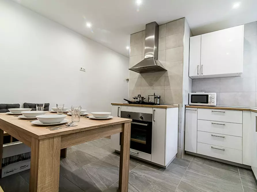 Immagine 5 di Camera in affitto  in Calle de Dolores a Madrid