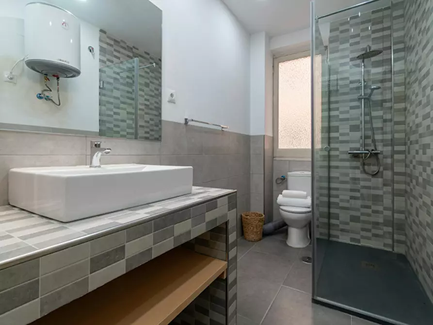 Immagine 10 di Camera in affitto  in Calle de José Ortega y Gasset a Madrid