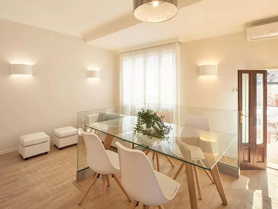 Immagine 1 di Appartamento in affitto  in Via dei Calzaiuoli a Firenze