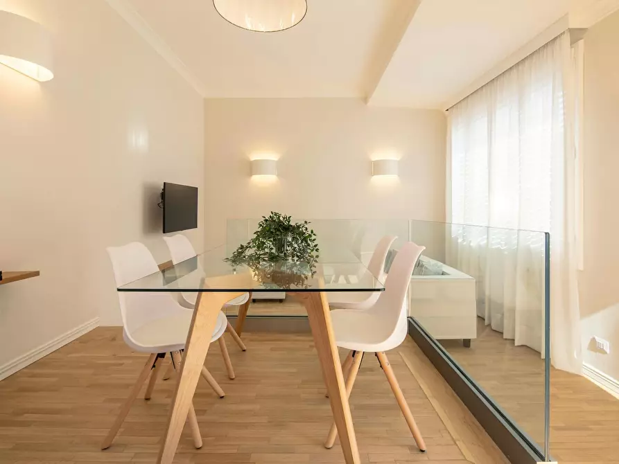 Immagine 2 di Appartamento in affitto  in Via dei Calzaiuoli a Firenze