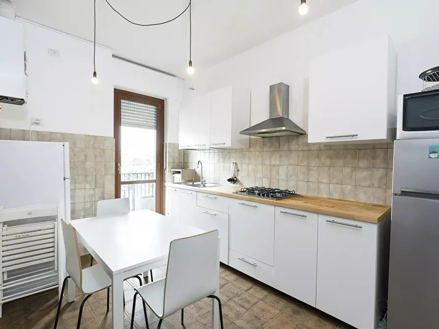 Immagine 9 di Camera condivisa in affitto  in Via Carlo Valvassori Peroni a Milano