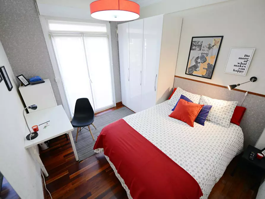 Immagine 3 di Camera in affitto  in Calle Juan de la Cosa a Bilbao