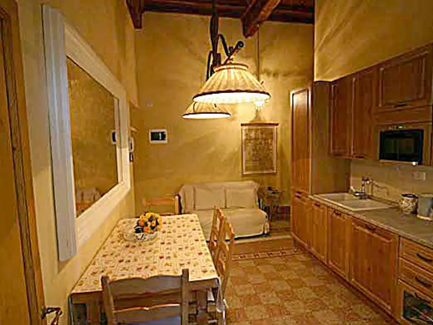 Immagine 3 di Camera in affitto  in Via della Pergola a Firenze