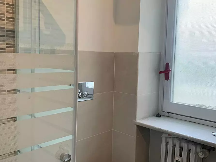 Immagine 8 di Camera in affitto  in Via Antonio Cecchi a Torino