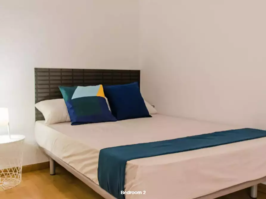 Immagine 2 di Camera in affitto  in Calle Colón a Valencia