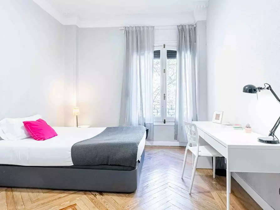 Immagine 3 di Camera in affitto  in Calle de Sagasta a Madrid