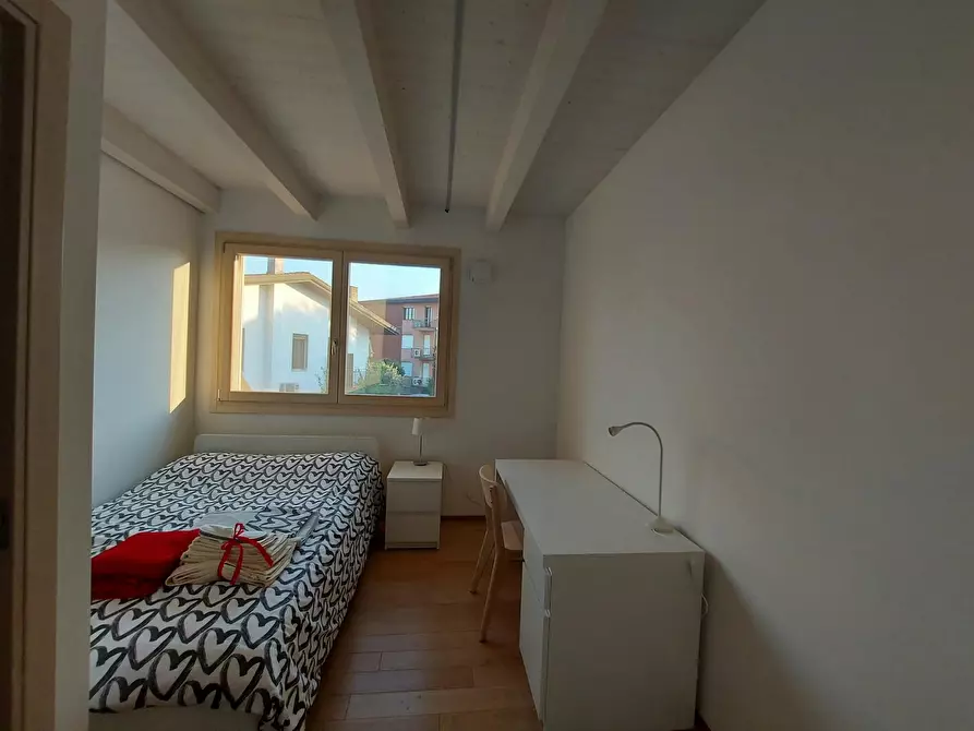 Immagine 1 di Camera in affitto  in Via Francesco Algarotti a Padova