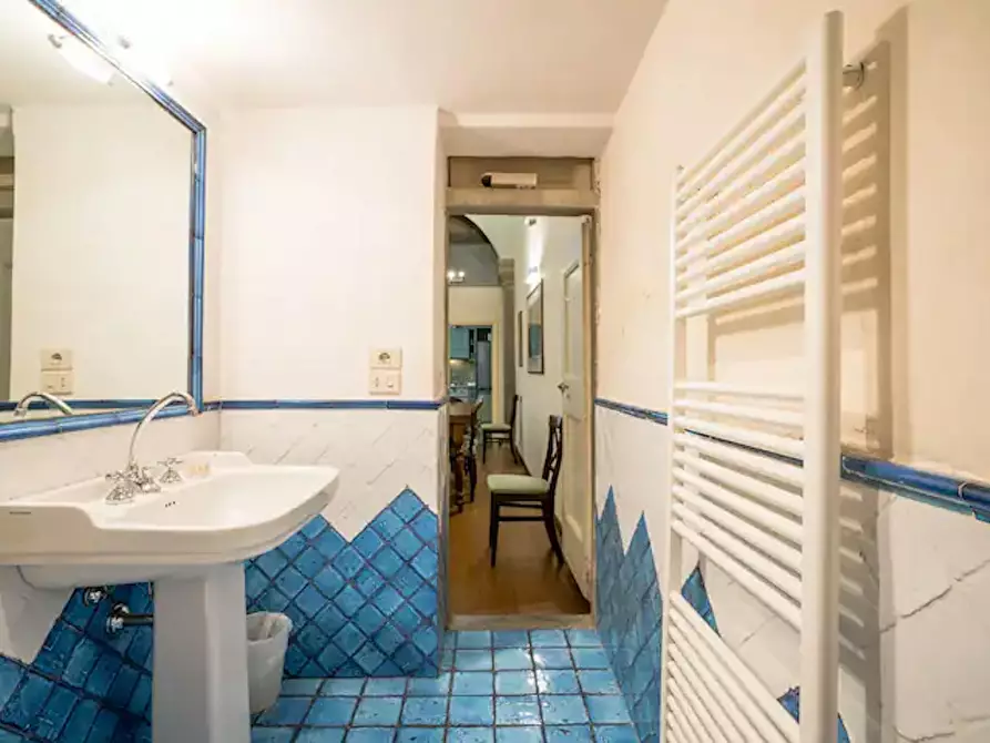 Immagine 5 di Appartamento in affitto  in Borgo Allegri a Firenze