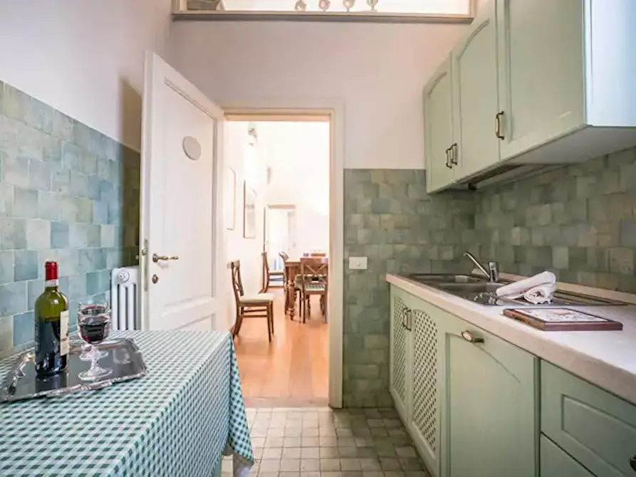Immagine 10 di Appartamento in affitto  in Borgo Allegri a Firenze