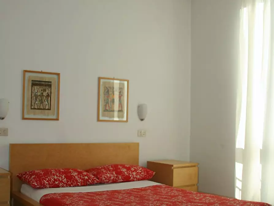 Immagine 1 di Appartamento in affitto  in Via Ortica a Milano