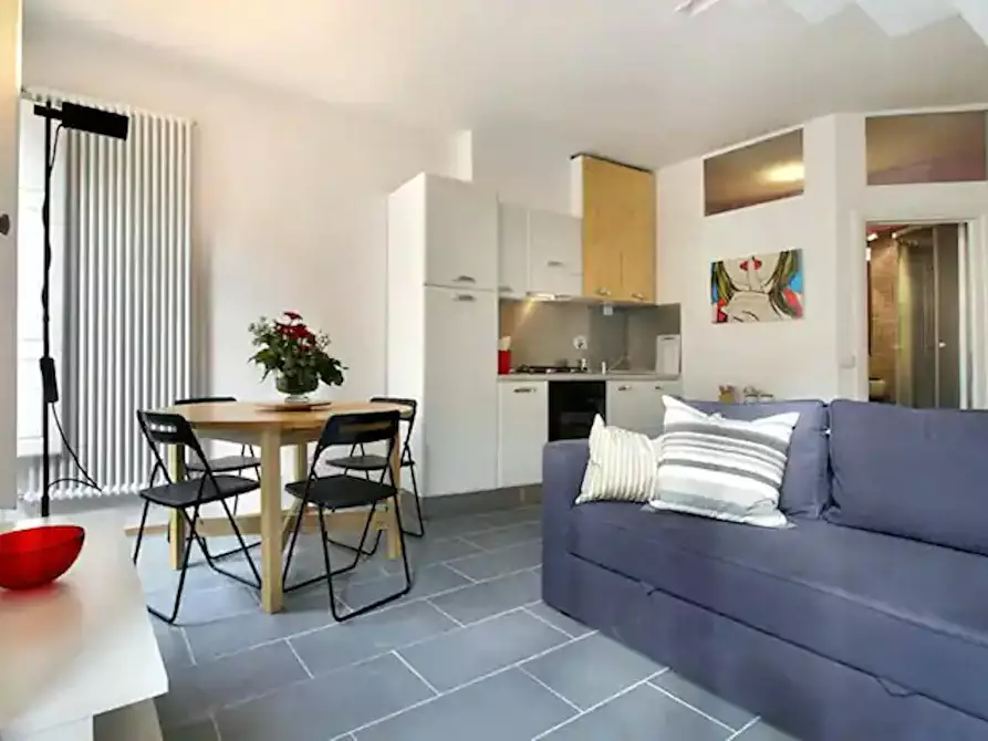 Immagine 4 di Appartamento in affitto  in Via Giuseppe Verdi a Firenze