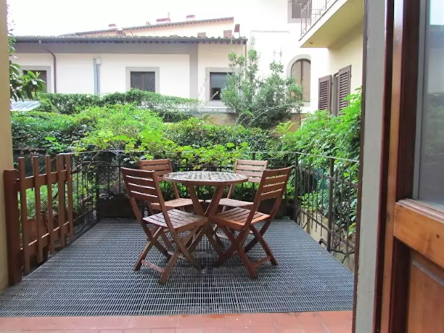 Immagine 1 di Appartamento in affitto  in Via Zara a Firenze