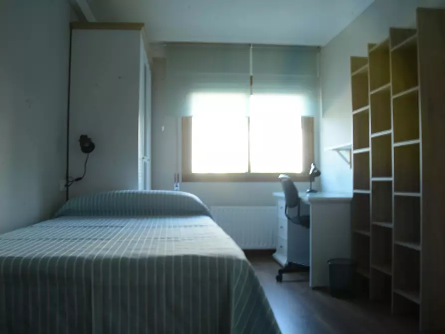 Immagine 1 di Camera in affitto  in Rúa Jenaro de la Fuente a Vigo