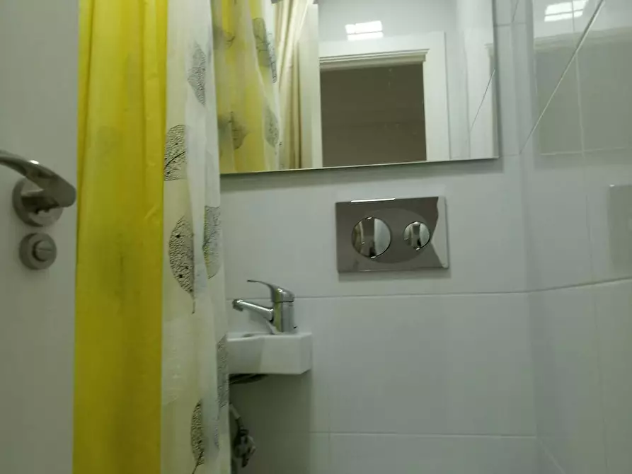 Immagine 6 di Camera in affitto  in Carrer Emigrant a Hospitalet De Llobregat, L'