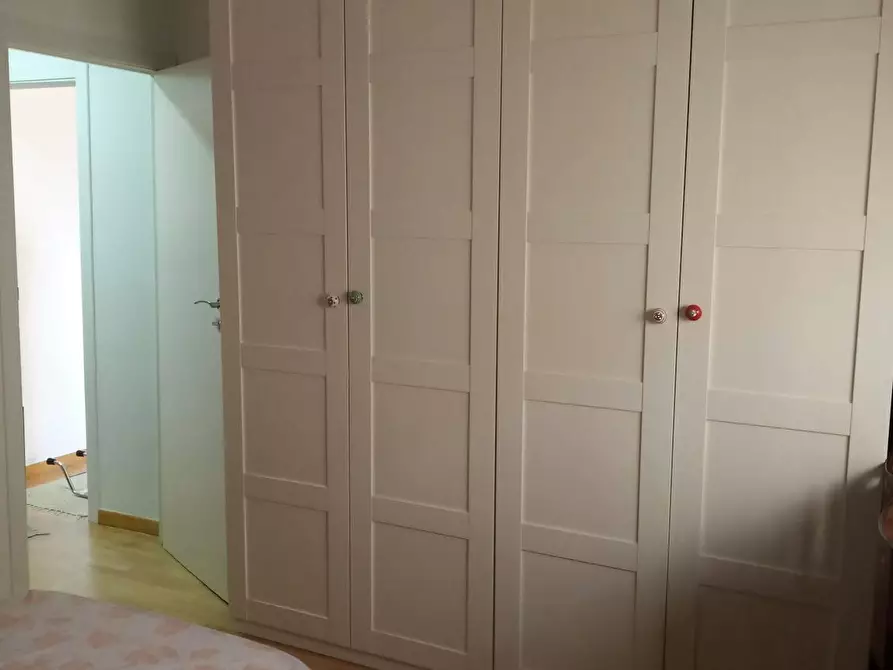 Immagine 2 di Camera in affitto  in Carrer Emigrant a Hospitalet De Llobregat, L'