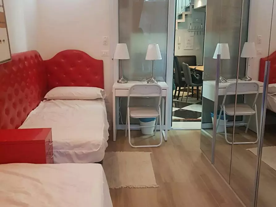 Immagine 1 di Camera condivisa in affitto  in Via dei Serragli a Firenze