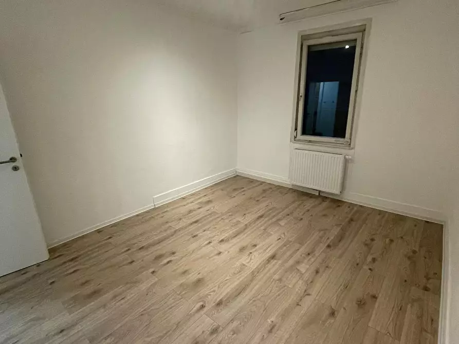Immagine 3 di Camera in affitto  in Duisburger Straße a Stuttgart Bad Cannstatt