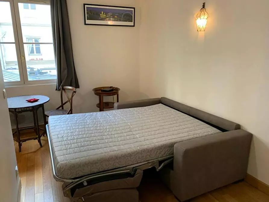 Immagine 7 di Appartamento in affitto  in Rue des Capucines a Paris