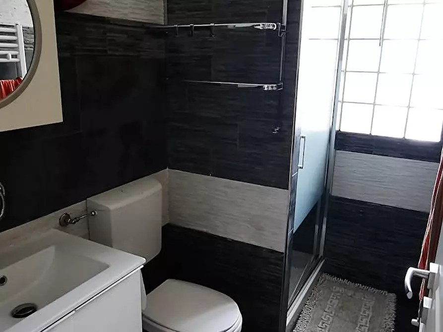 Immagine 3 di Camera in affitto  in Via Gioacchino Quarello a Torino