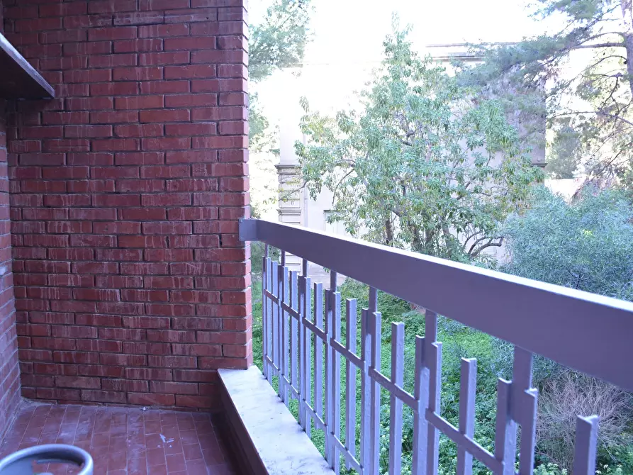 Immagine 3 di Camera in affitto  in Via Tigellio a Cagliari