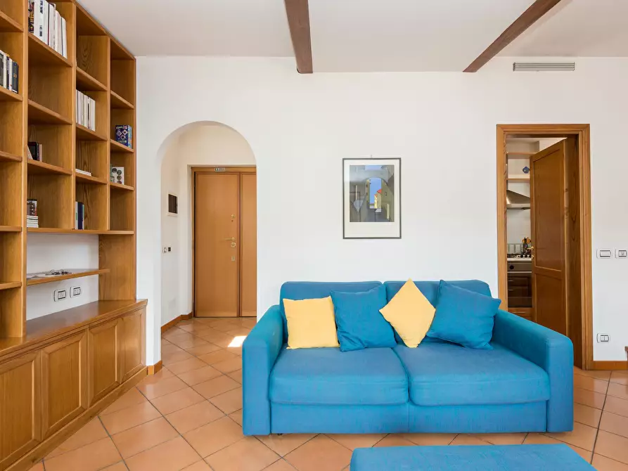 Immagine 6 di Appartamento in affitto  in Via in Arcione a Roma