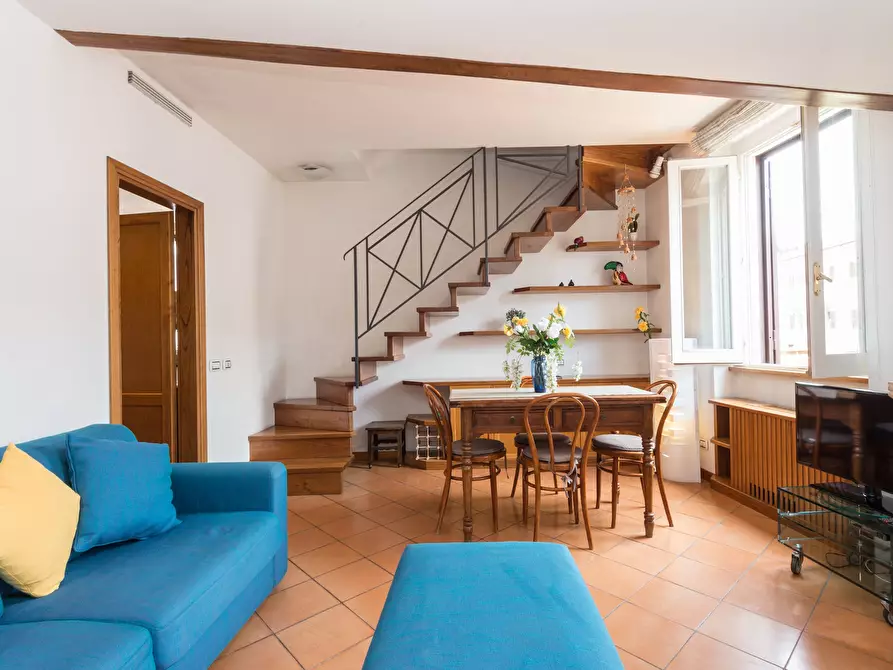 Immagine 5 di Appartamento in affitto  in Via in Arcione a Roma